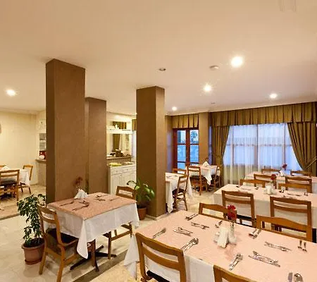 Sherwood Premio فندق 3*