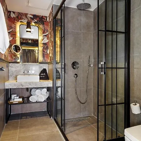 Sherwood Premio Hotel 3*