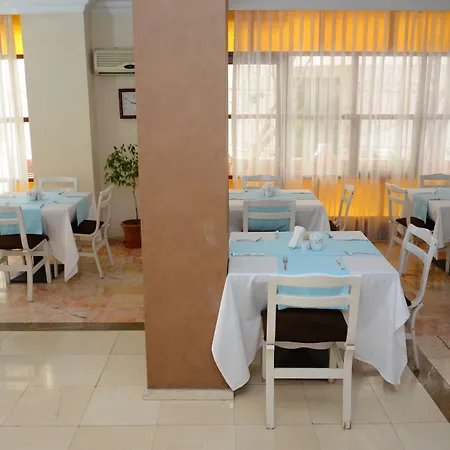 Hotel Sherwood Premio 3*