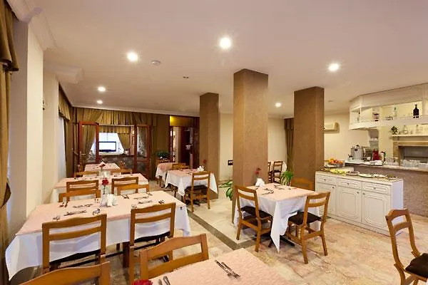 Hotel Sherwood Premio 3*