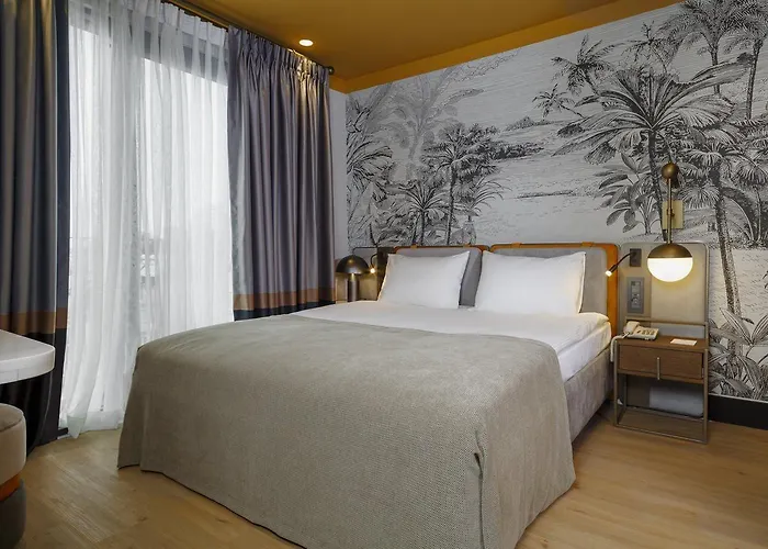 Sherwood Premio Hotel 3*