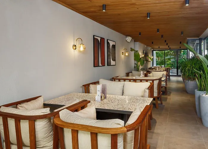 Sherwood Premio Hotel