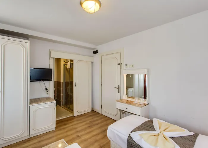 Hotel Sherwood Premio 3*
