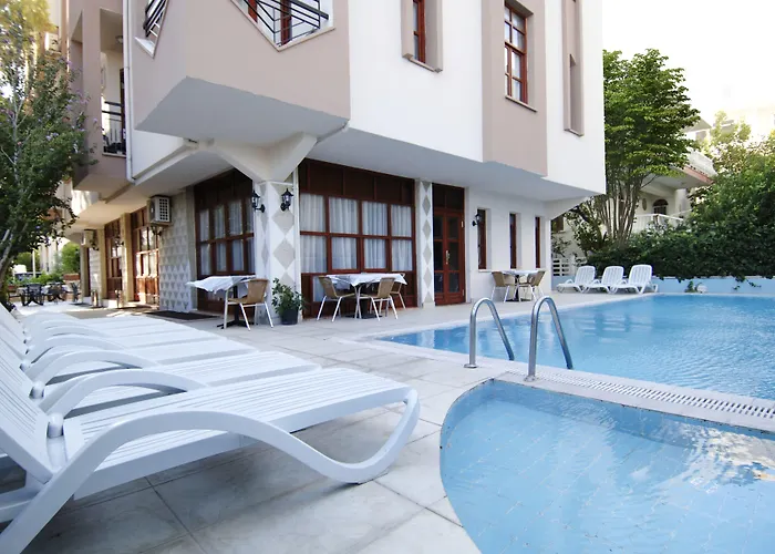 Hotel Sherwood Premio 3*